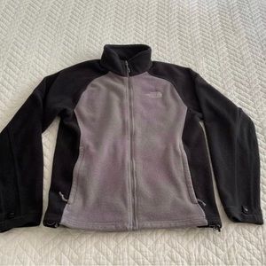 The North Face Gray And Black Fleece Jacket Men’s Small Petite